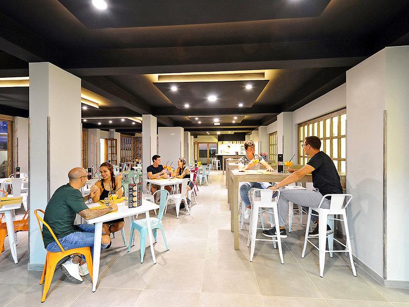 D0AABB698FC6081ACD9ABBF2175C9720