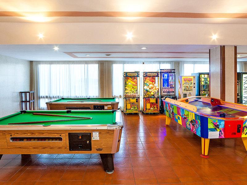 37624240B3176DB438C3370378666D11