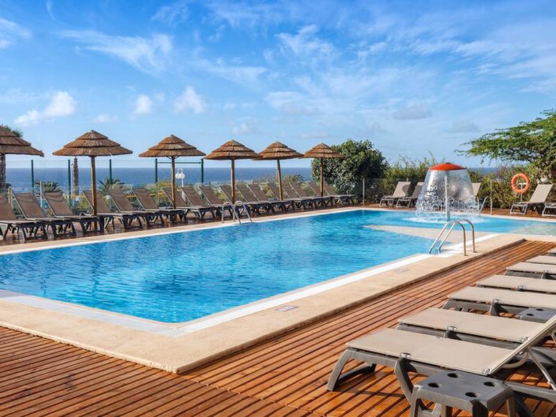 4272748081A4BE9BD98532571B23FF54