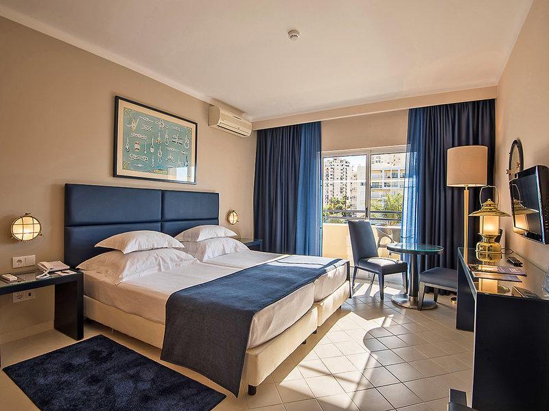 6FE96E19788AC342046E89C7D0A5665F