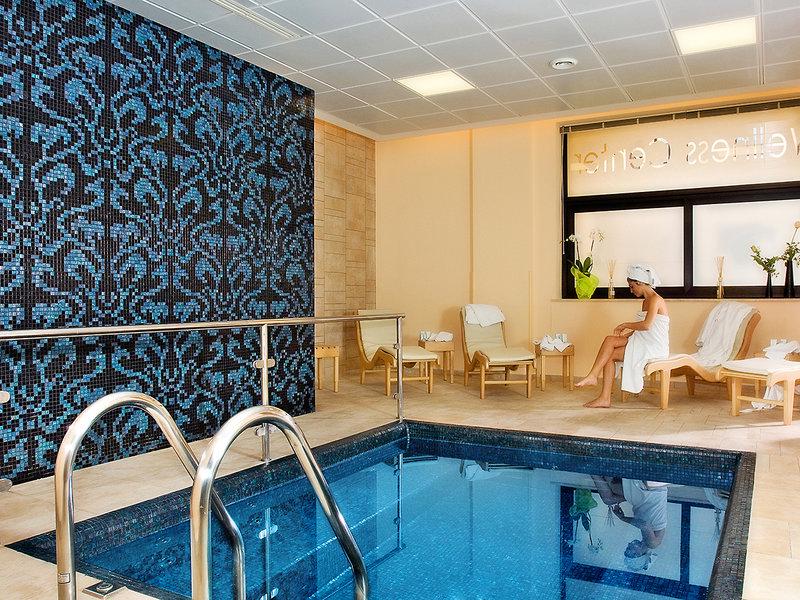 82B12B877F2E96CF059A43137D7DFF03