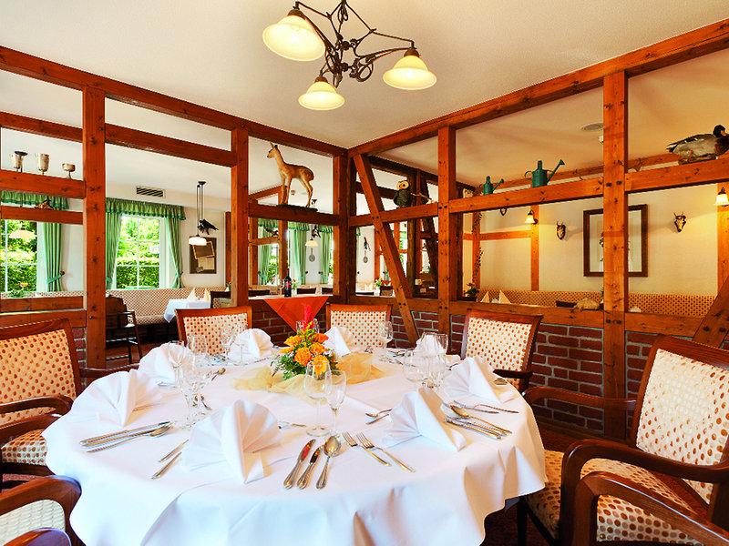 F27B7F13FD904077F2229D3B454D3849