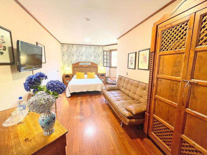 AD7D181D66EFEC4F0114841D23581DCD