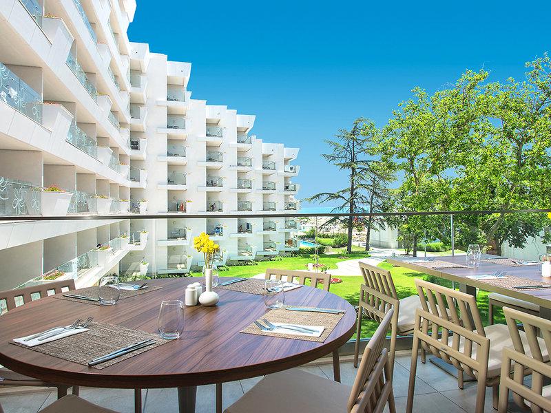 CE14045F5F8DBF68F3EA4D7CFF831A26