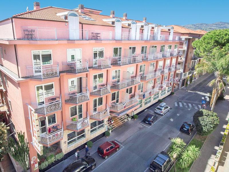 505A230520A4F58BFD0342BAEE34A6D6