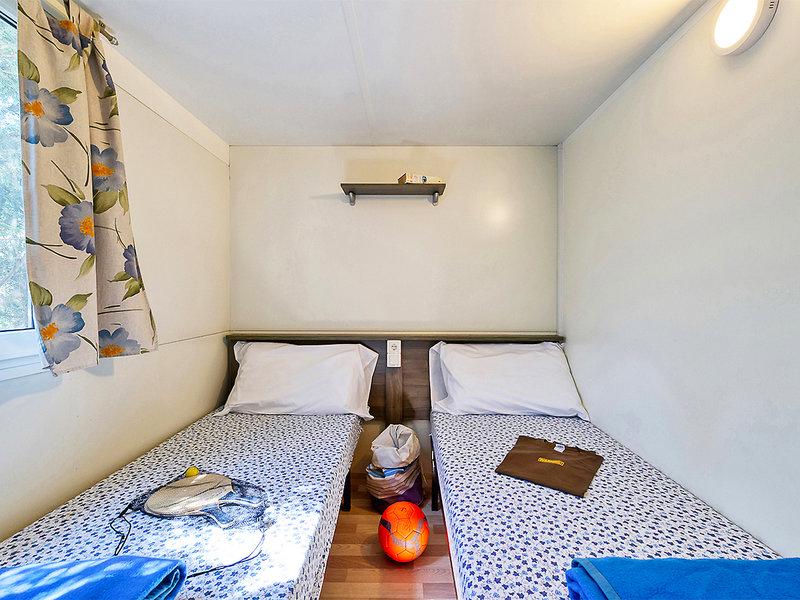 C170C272401FCFDB80C070A7ED3DEBB7