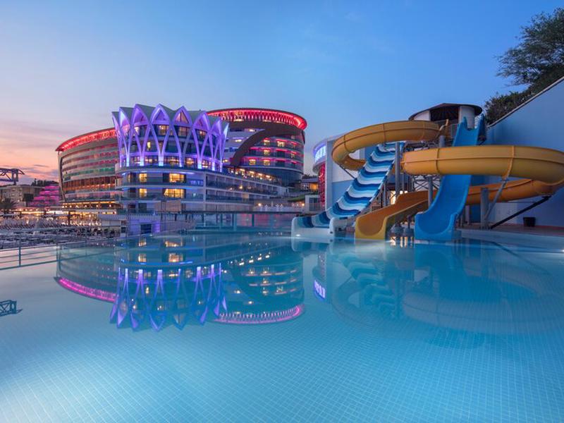 0530D113FF0728BFA5FC2F728DD40C54