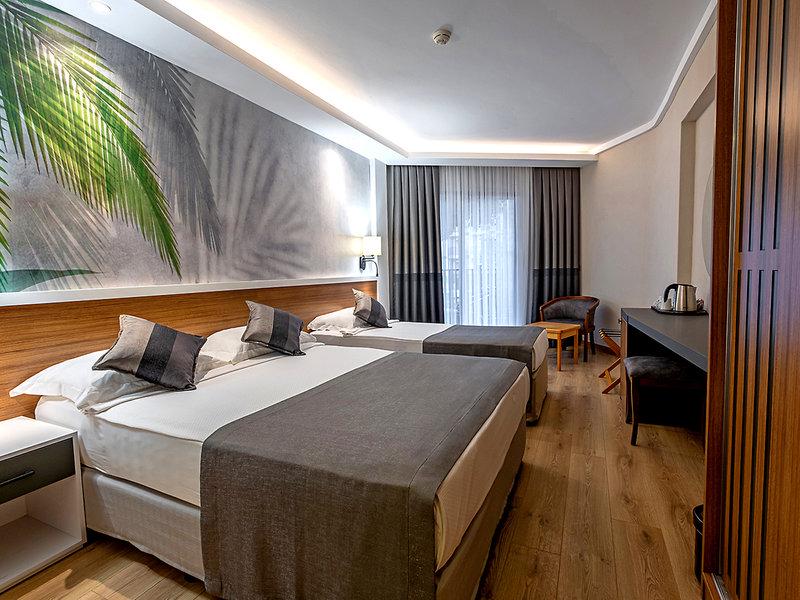 80B6D4BCD466A9FE891ADAA578FE1682