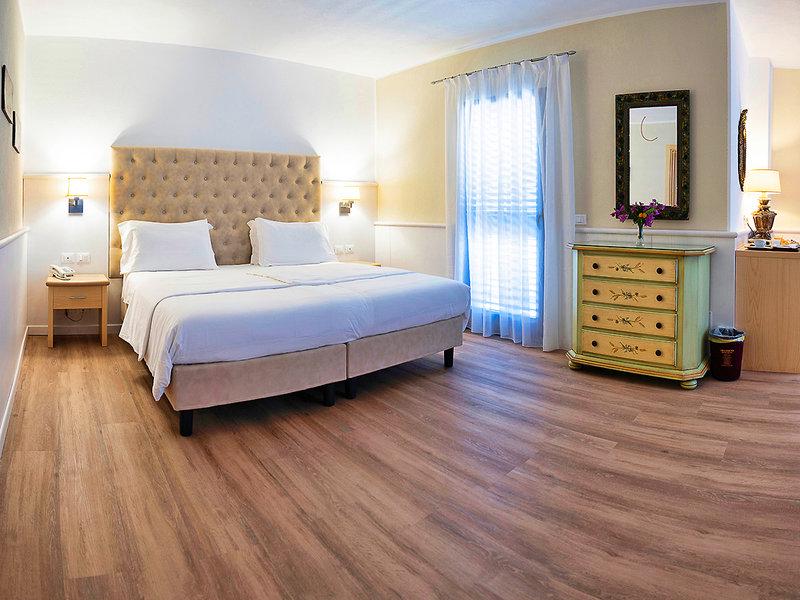 C249AAA99DDDC6EEBECEBAD9AF754B37