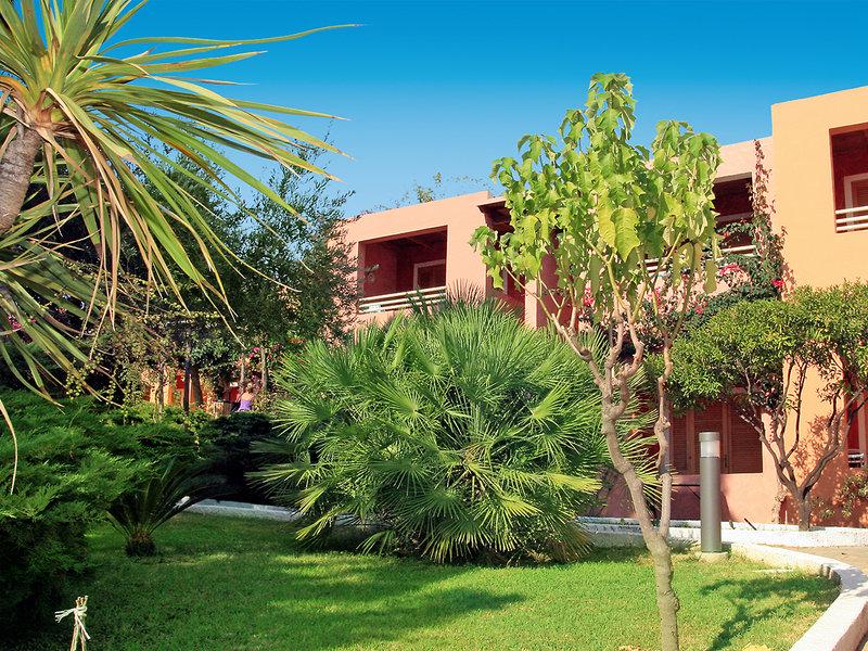 669A3FA2F7304580A40A07D295070E82