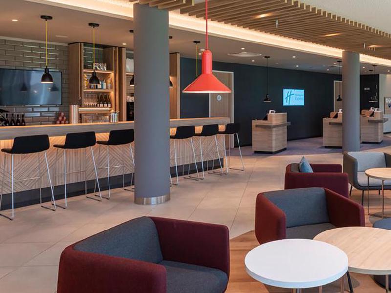 4FD909E8D09D4F5295F5F29D32AF966D