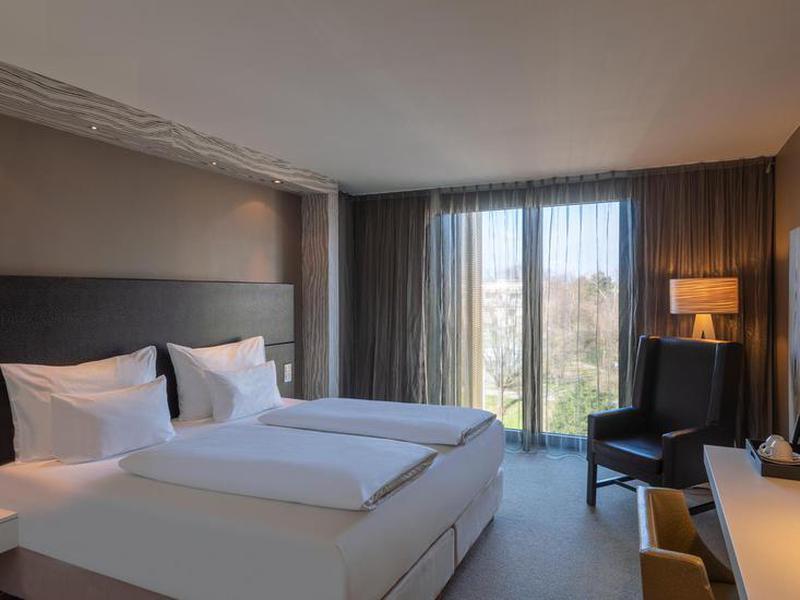 D28E4FE8D49B94639533269EE46F72F8