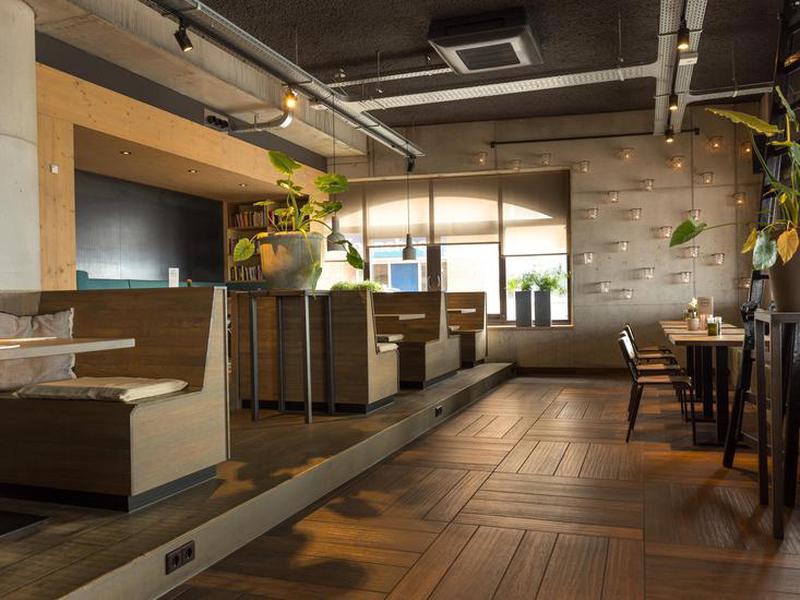 42F4E5BA84B58B5502898CDC4ED033E8