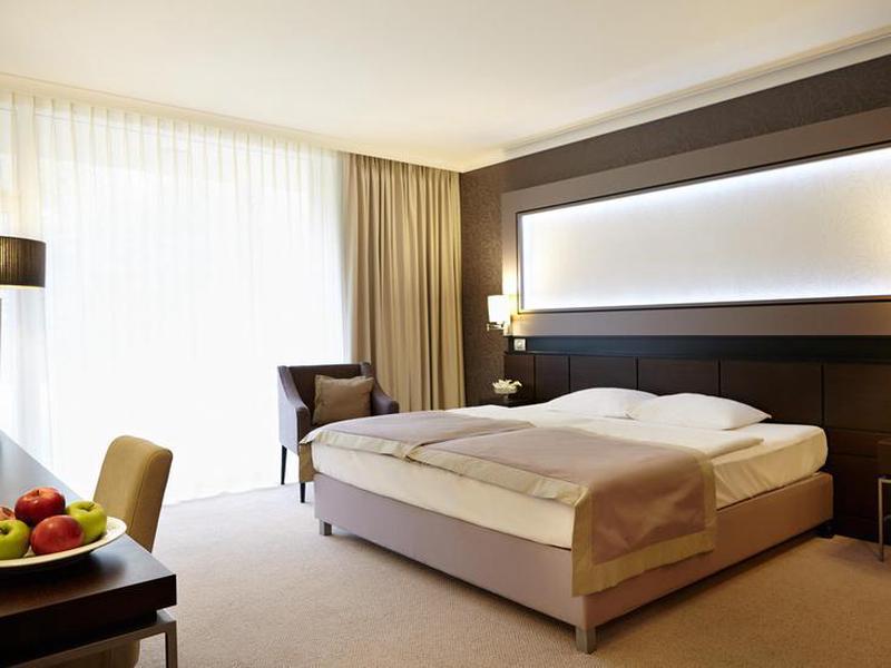 8A8F45D798B793214447E4AEE3E204FB