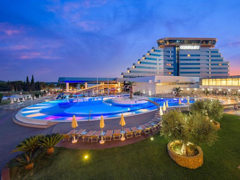 8BD6C1538083F86746EE0C2E95B55D4E