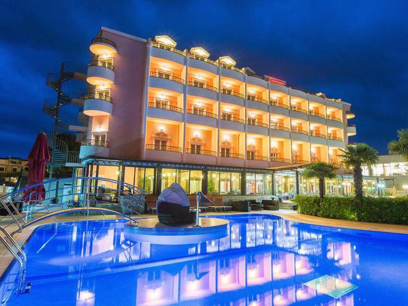 F61785A03D0FBFC9F014D9CB6AD08272