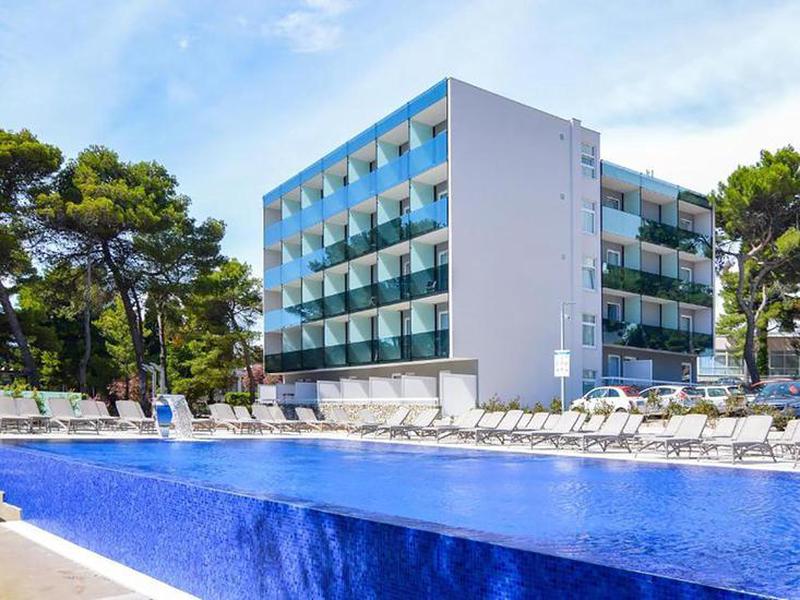 DF09002BFE0174984D0017834FC3D59F