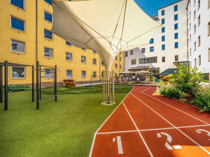 63E9BE6ACDBD729984BE39DEFA3162EE