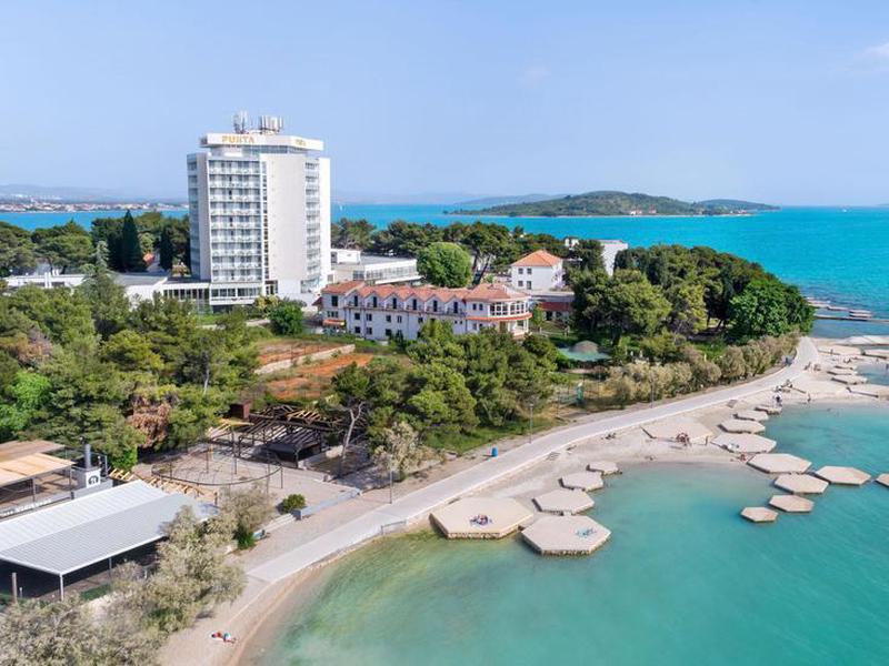 AFE7E56C95738DCF5F668CEADCEDB484