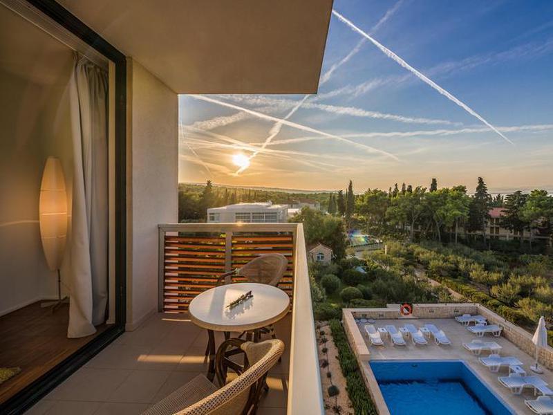 98D8F2E8B317C4E94A52D746113F0A05