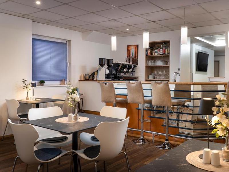 D60147376625E5927042A9D903CDAE03