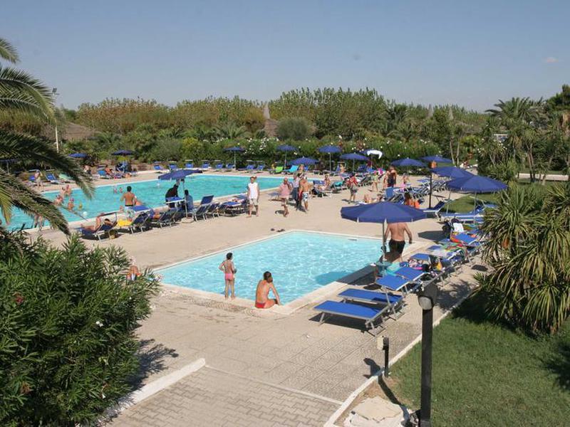 F8DDBA6C442B58C457909745D1D8153A