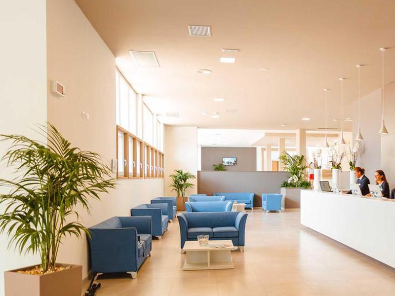 41E85D3C14D8F8C3B34D6814D9733F01