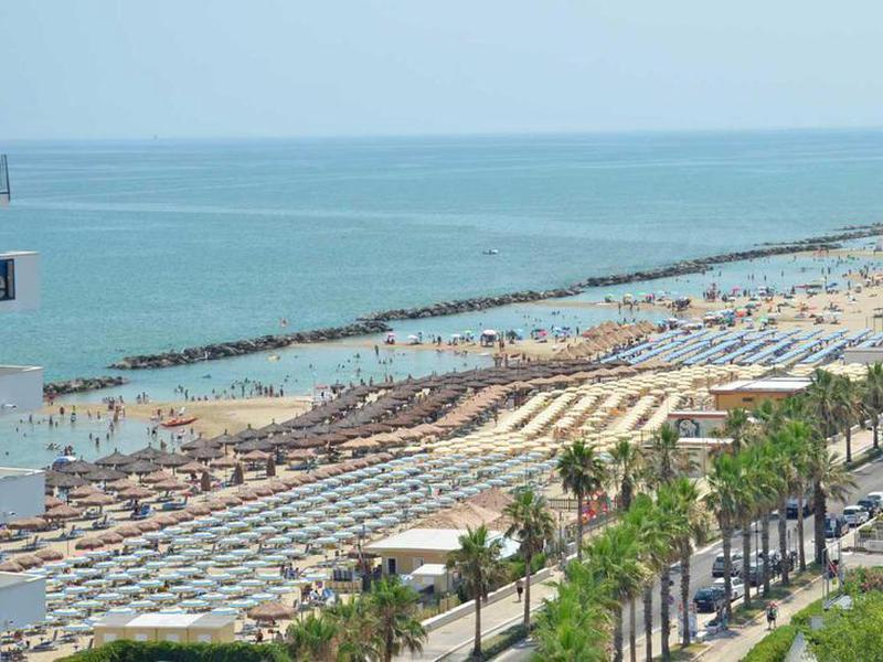 B9CEAC0897048042E8FF948A488F01BB