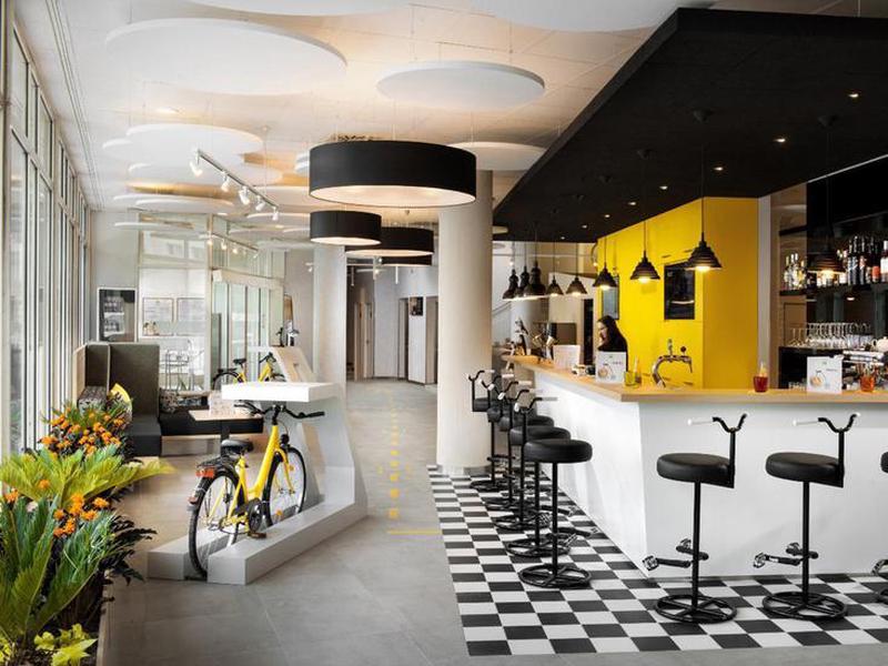 EC1A101F2EE29C2B74E3DEE77F8D6A42