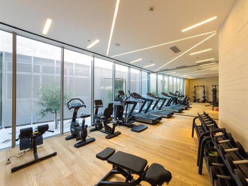 BD147048B2A3AC63473E38E6FA33A4DE