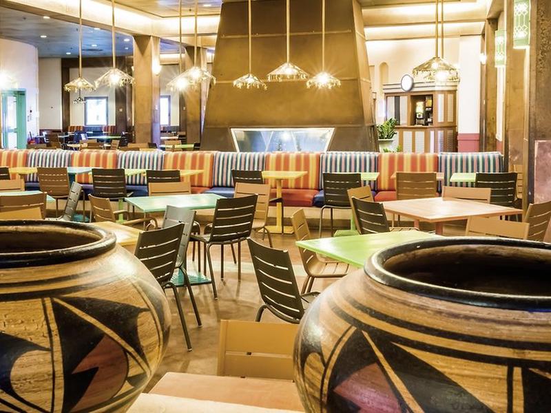 79C2AAD867A54240EA4065D4B13FDC95