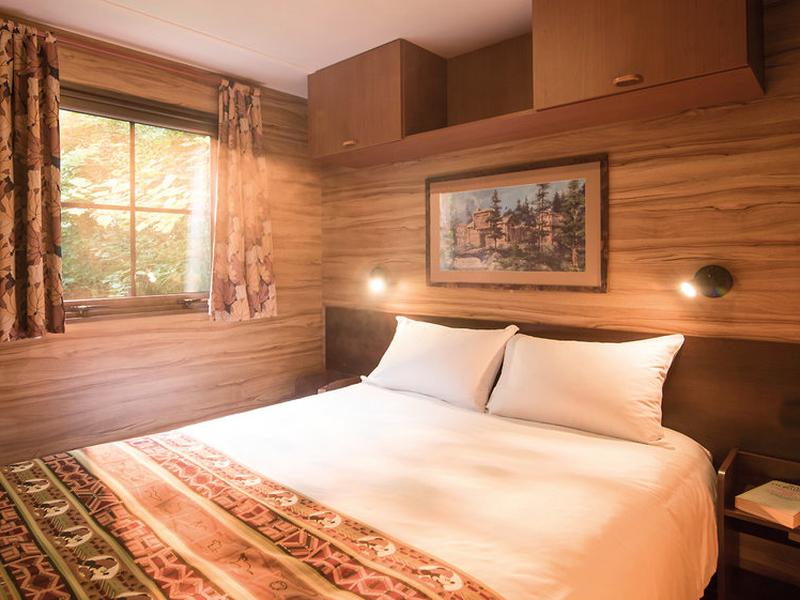 DB484079F1764AC8C367BE06F98B7498