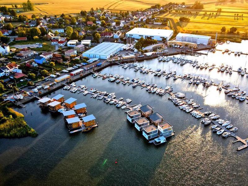 Ostsee - Kröslin: Hausboot-Urlaub im Baltic Sea Resort