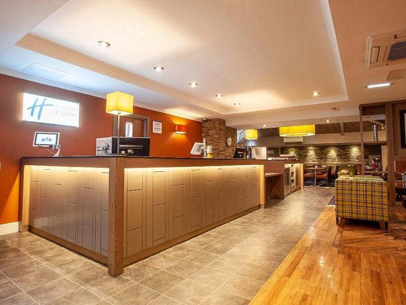 Holiday Inn Express Edinburgh Airport