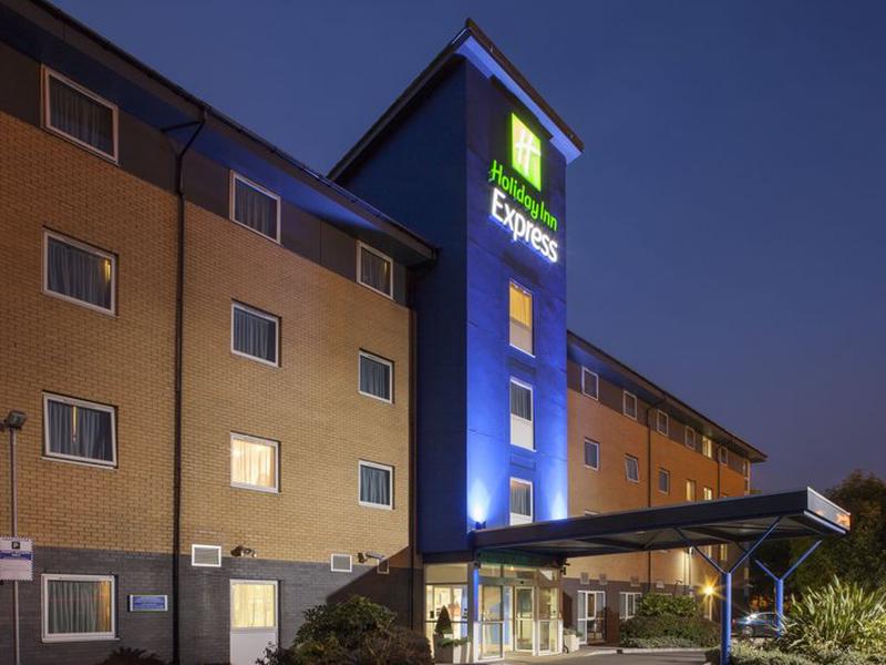 Holiday Inn Express Birmingham - Star City
