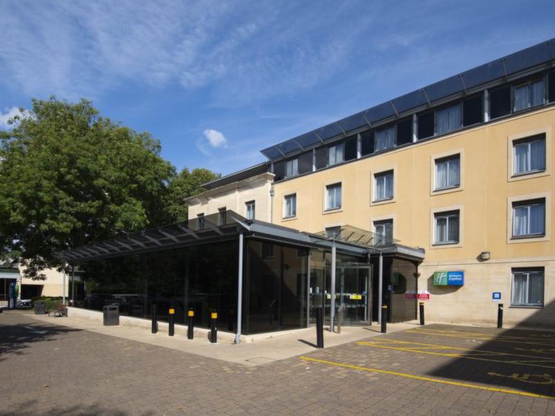 Holiday Inn Express Bath