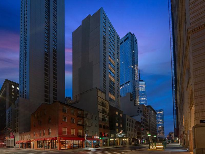 Courtyard by Marriott New York World Trade Center Area