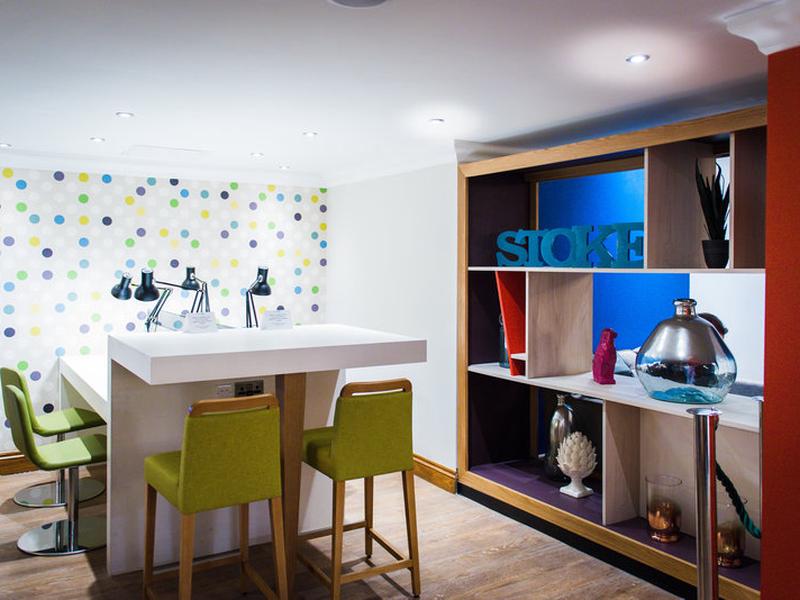 94BBC43ADB88AABBD369A2958EA4D354