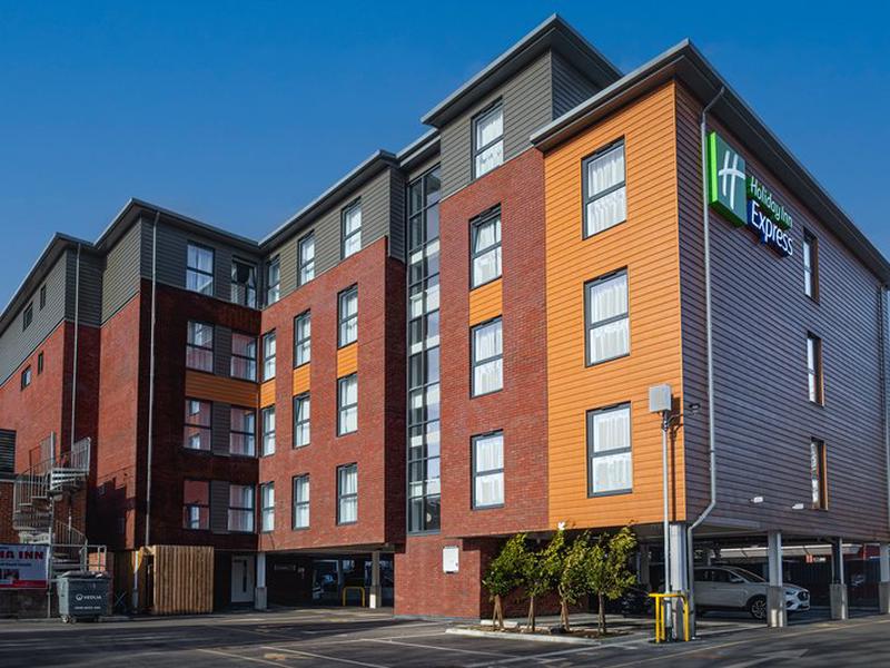 Holiday Inn Express Fleet by IHG