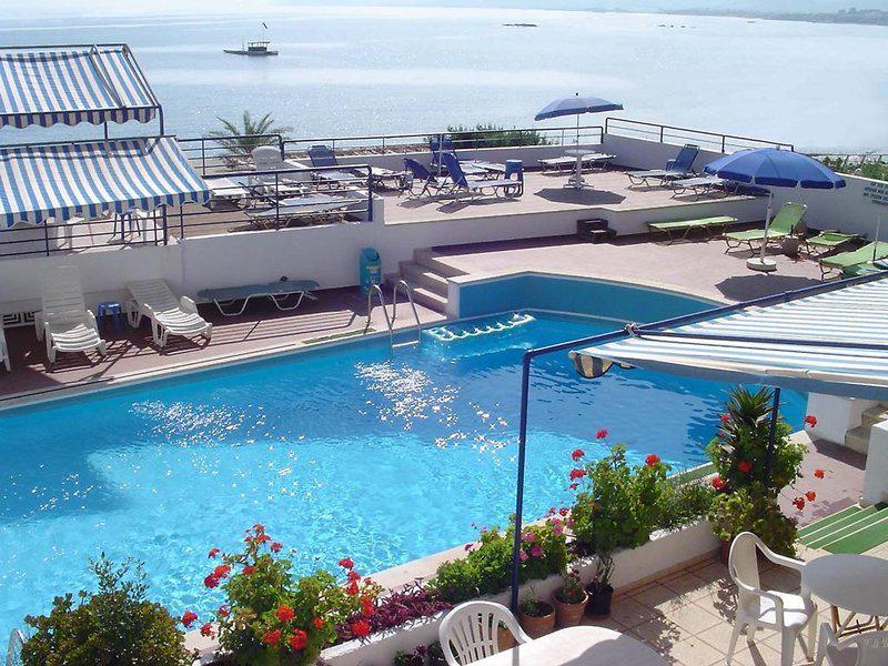 9A3E357E015C5C0B9BE5719F2DB9C949