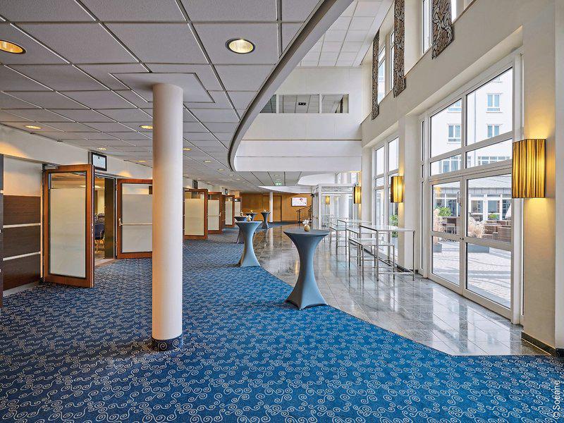 F4A136263A77B198CB82C95AB638B02E