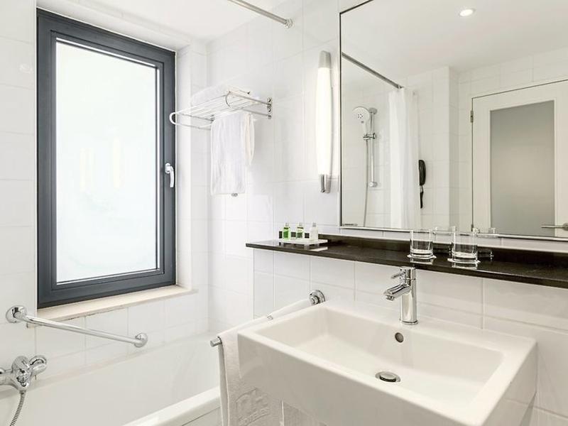 DDDA7DA6BAB45A5E9583BA95A77E1CC2