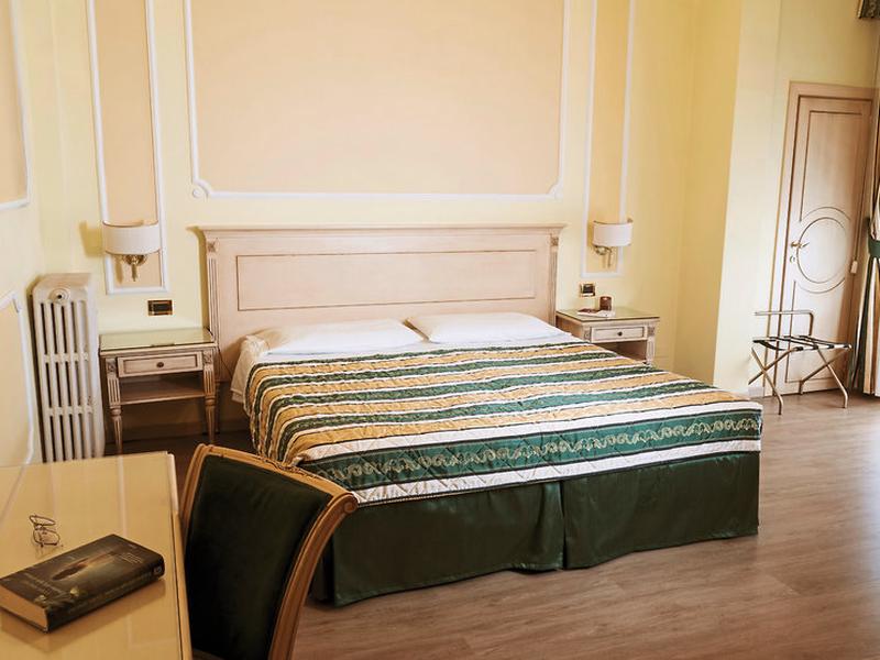 48B0835ADAC1D104BFDE834F38E6E9DA