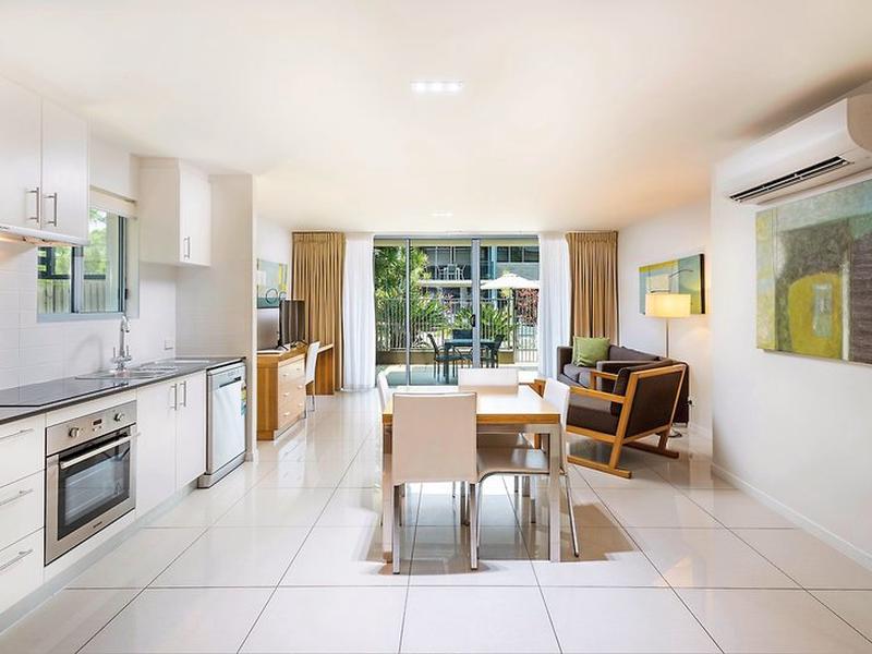 973922AFEDB3C9BE170B19A4C98ED63A