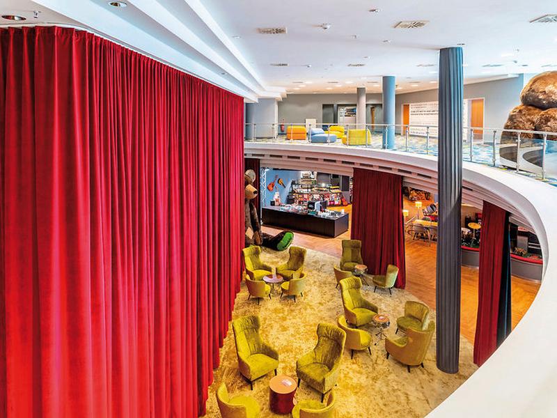 D598BB92E36EC0B1328ED15DF112DF85