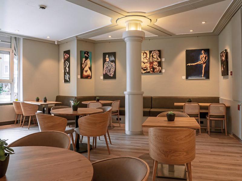 0BAD3A748BC6A27DC7B1F0B6A3E27688