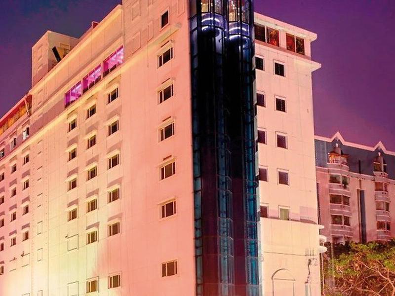 24703B957E1F95C03B3E2AFD89CD8012