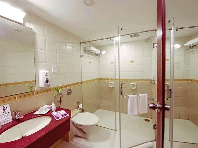 D09D34EB715BA58D92F5B9A9691C34A7