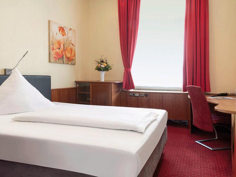 08EEFEA402E4C8A50822CAEBA9889D77