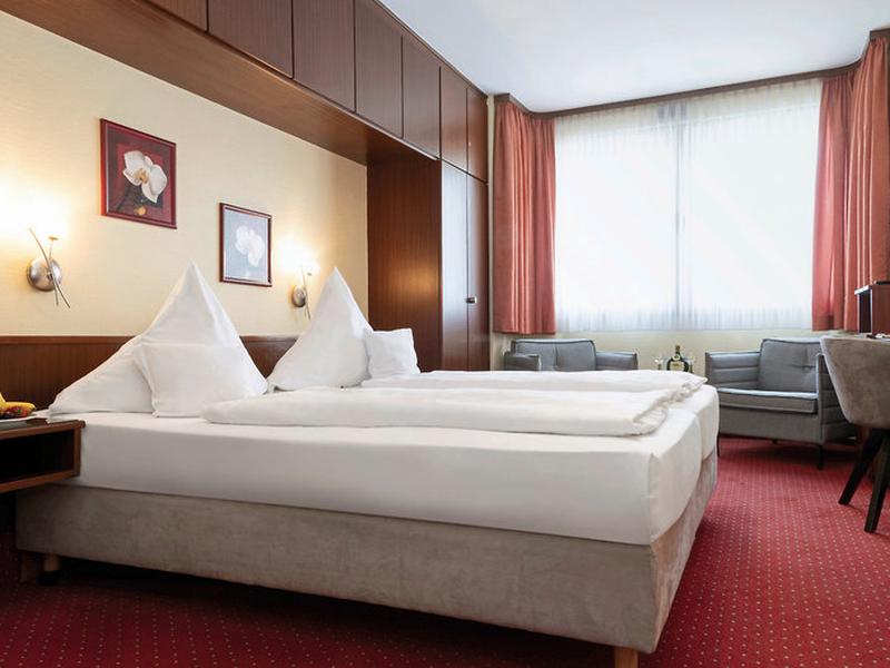 CE4B2F392401108CEE0E375CD6F443BD